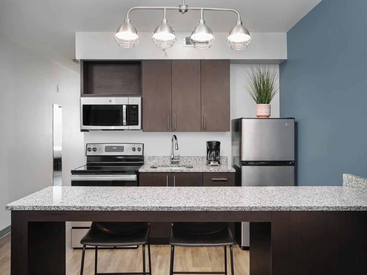 Stayapt Suites Raleigh-Durham/Rtp Clegg Extérieur photo