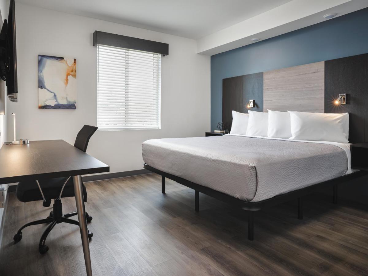 Stayapt Suites Raleigh-Durham/Rtp Clegg Extérieur photo